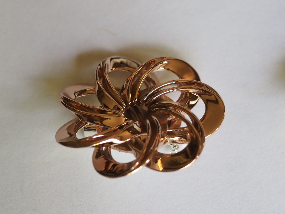 Anemone Brooch, Rose